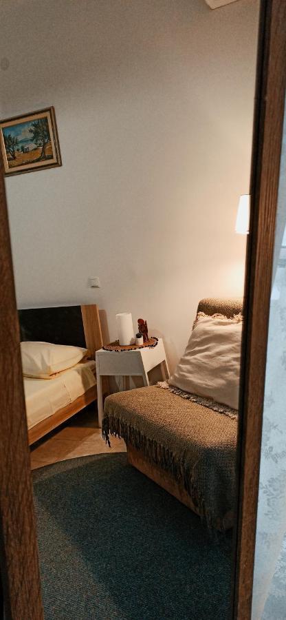 Studio Apartment Nika Split Bagian luar foto